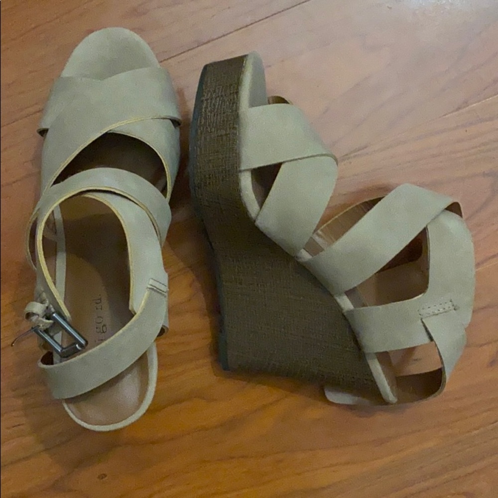 Indigo Rd - Tan Wedges